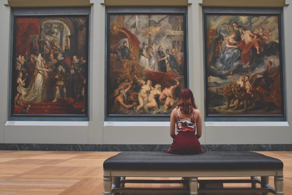 Beyond the 9 to 5: How to Turn Selling Art Online Into Serious Income 